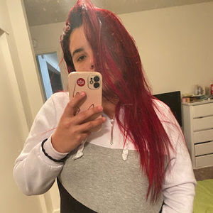 Meet your Posher, Stefanny